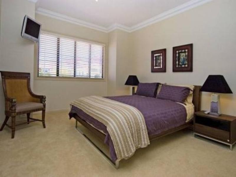 Paradise Point QLD 4216