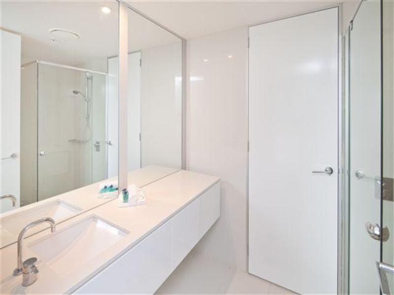 9 Hamilton Avenue – Q1, Surfers Paradise QLD 4217