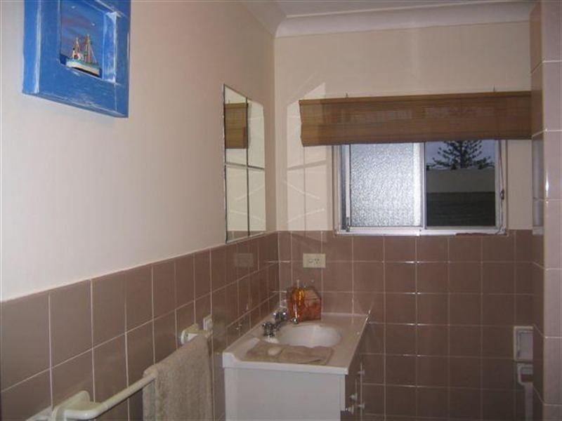 33 Wharf Road, Surfers Paradise QLD 4217