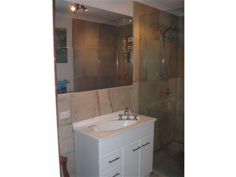 Isle Of Capri QLD 4217