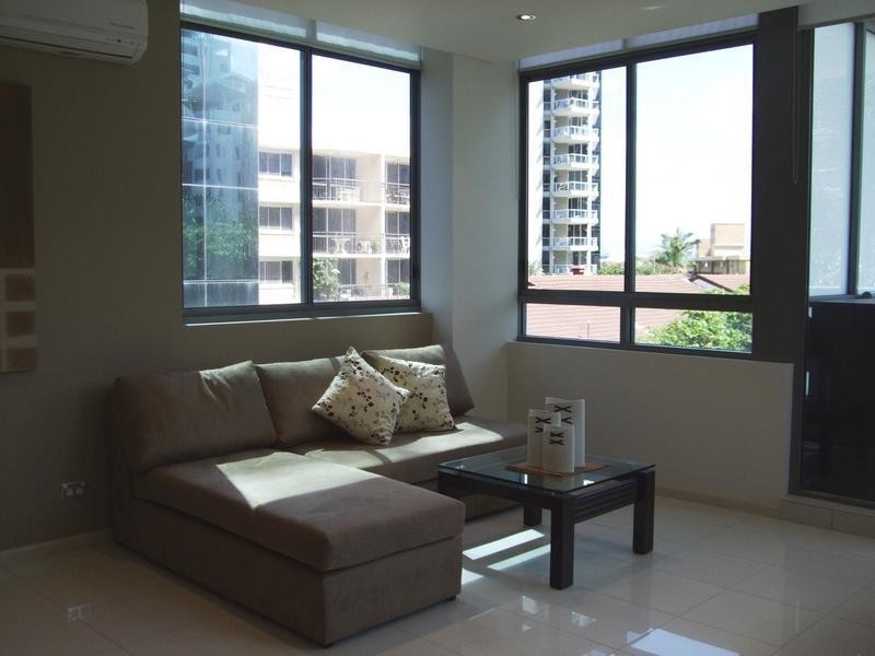 18 Cypress Avenue, Surfers Paradise QLD 4217