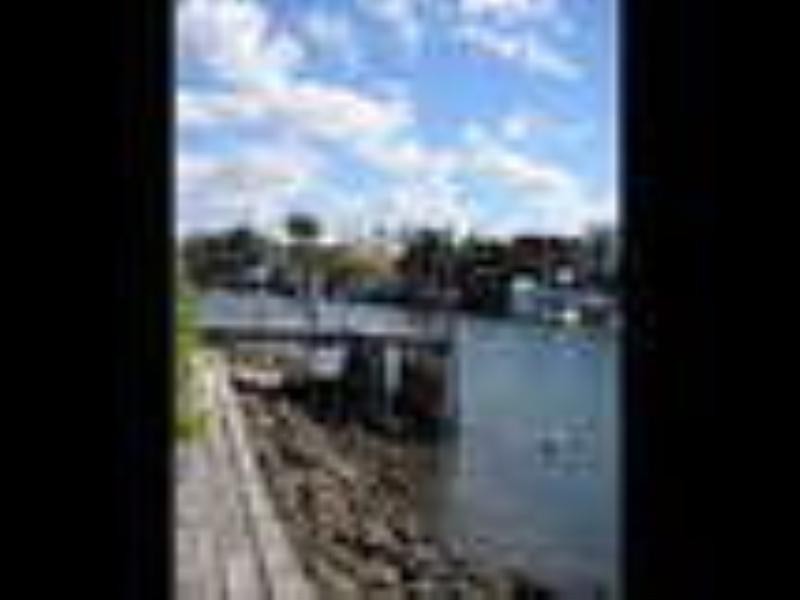 Chevron Island QLD 4217