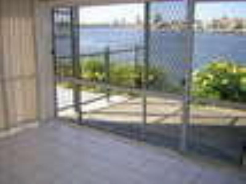 Chevron Island QLD 4217