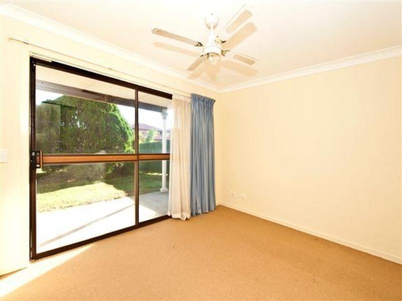 25 Gretel Drive, Mermaid Waters QLD 4218