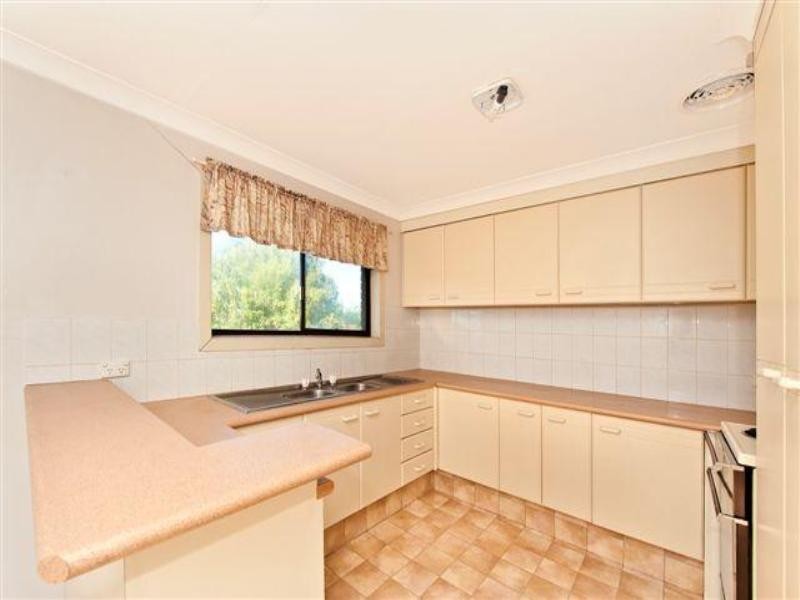 25 Gretel Drive, Mermaid Waters QLD 4218