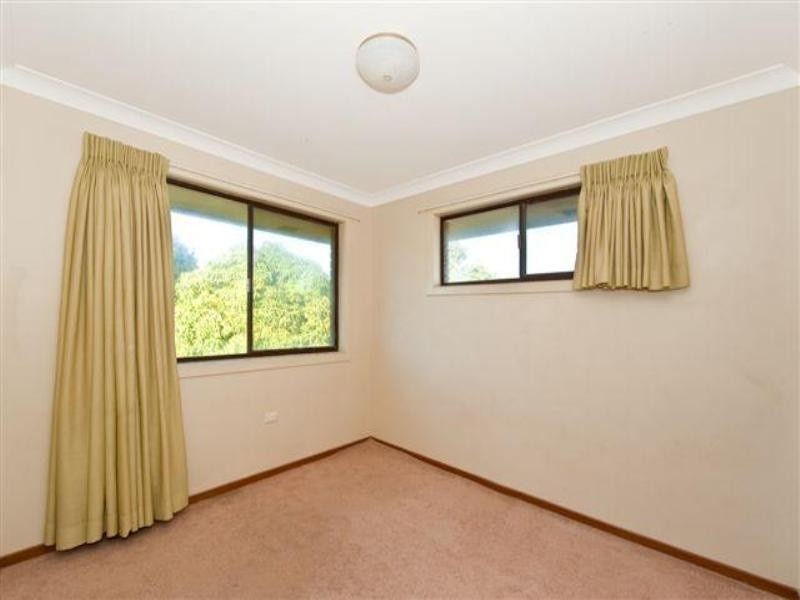 25 Gretel Drive, Mermaid Waters QLD 4218