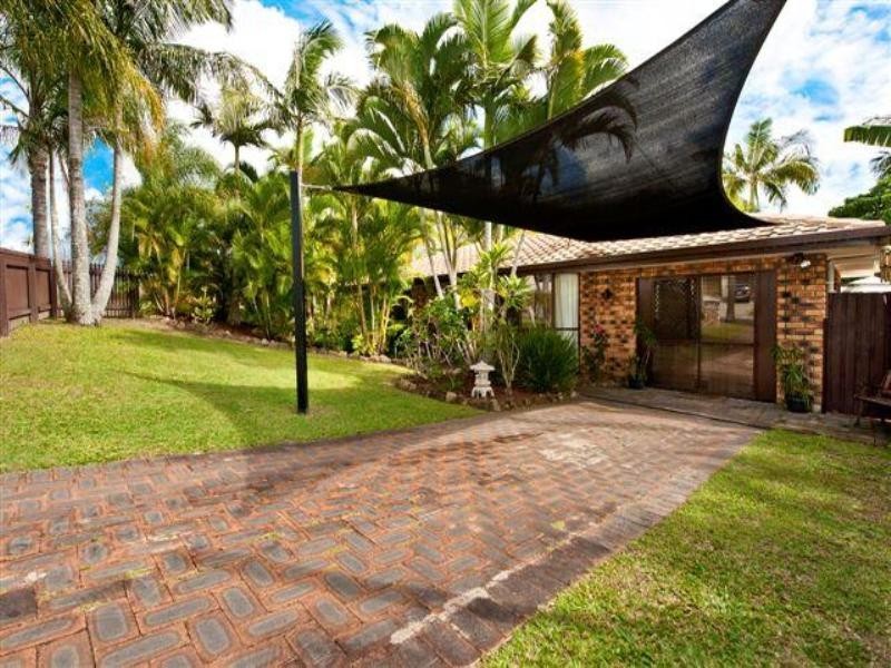 19 Hickey Way, Carrara QLD 4211