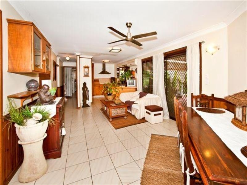 19 Hickey Way, Carrara QLD 4211