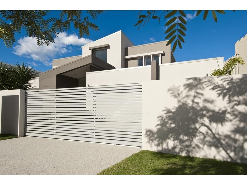 73 Compass Drive, Biggera Waters QLD 4216