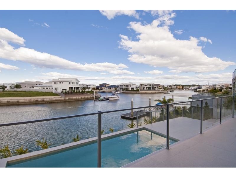 73 Compass Drive, Biggera Waters QLD 4216