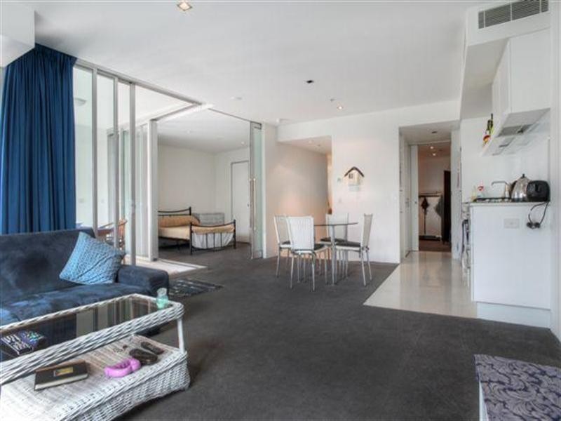 9 Hamilton Avenue – Q1, Surfers Paradise QLD 4217