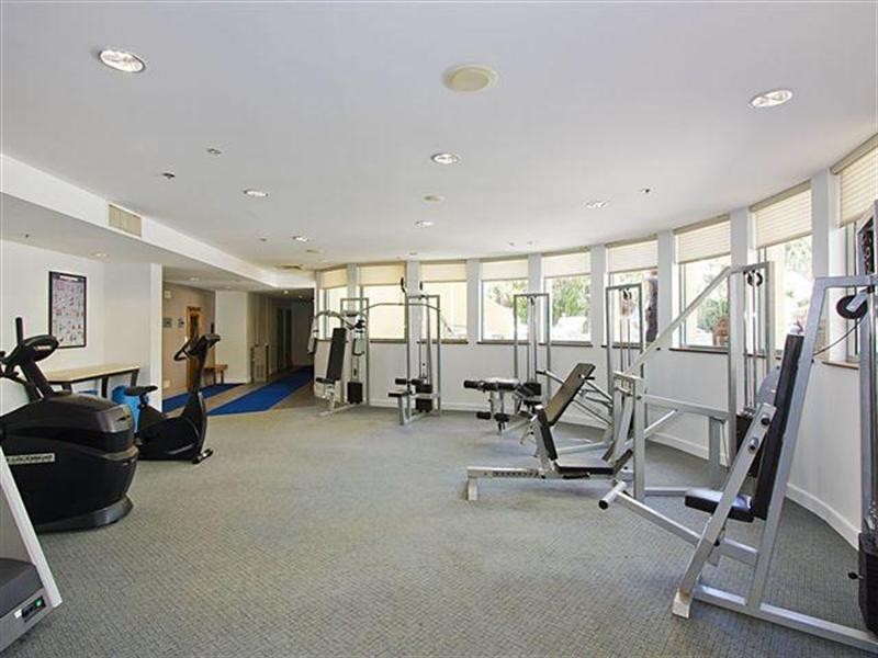 25 Laycock Street, Surfers Paradise QLD 4217