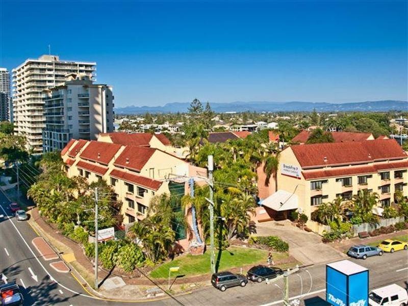 38 Enderley Avenue, Surfers Paradise QLD 4217