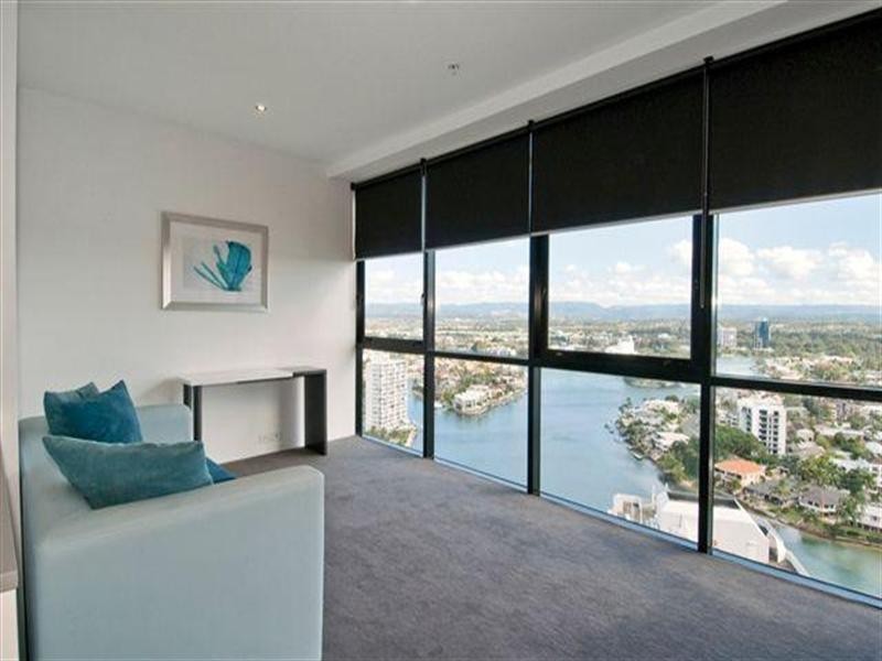 9 Ferny Avenue, Surfers Paradise QLD 4217