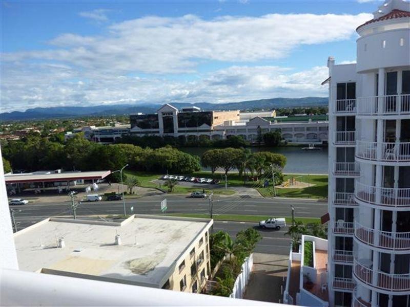 2633 Gold Coast Highway, Broadbeach QLD 4218