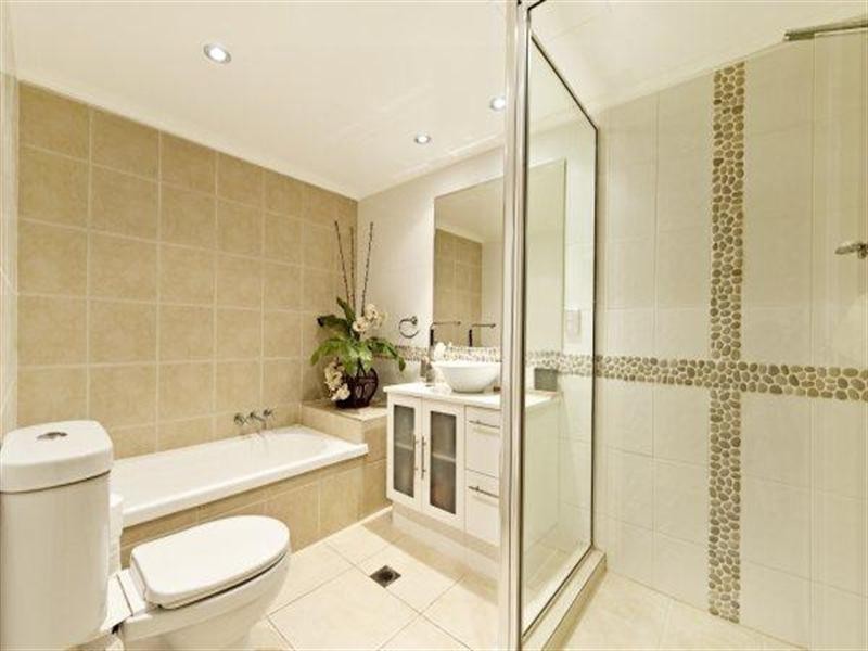 4 Old Burleigh Road, Surfers Paradise QLD 4217