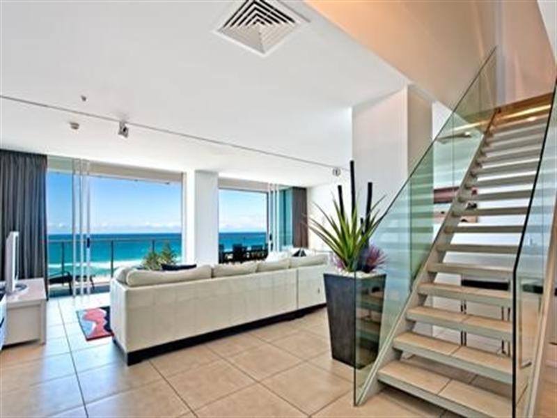 159 Old Burleigh Road, Broadbeach QLD 4218