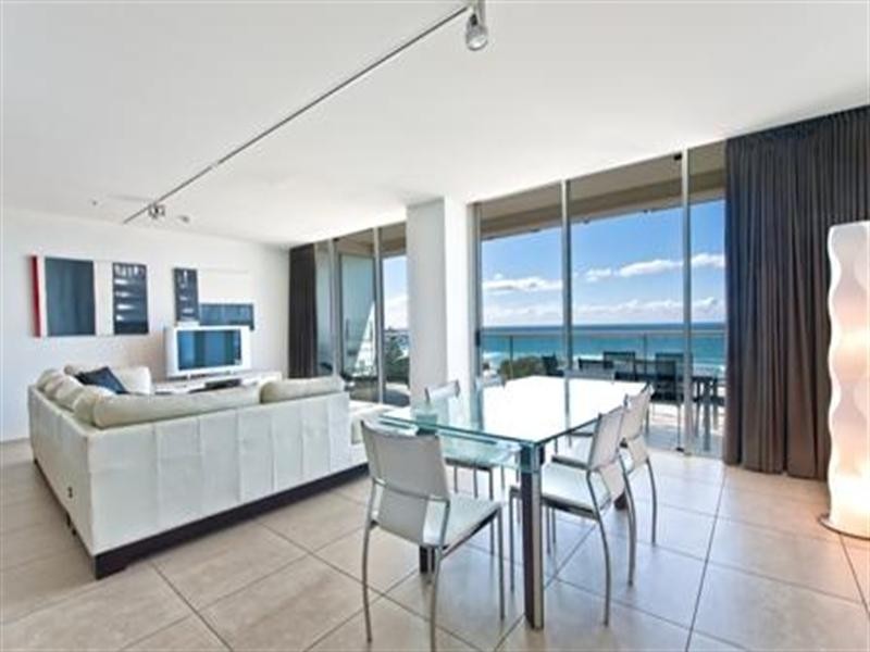 159 Old Burleigh Road, Broadbeach QLD 4218