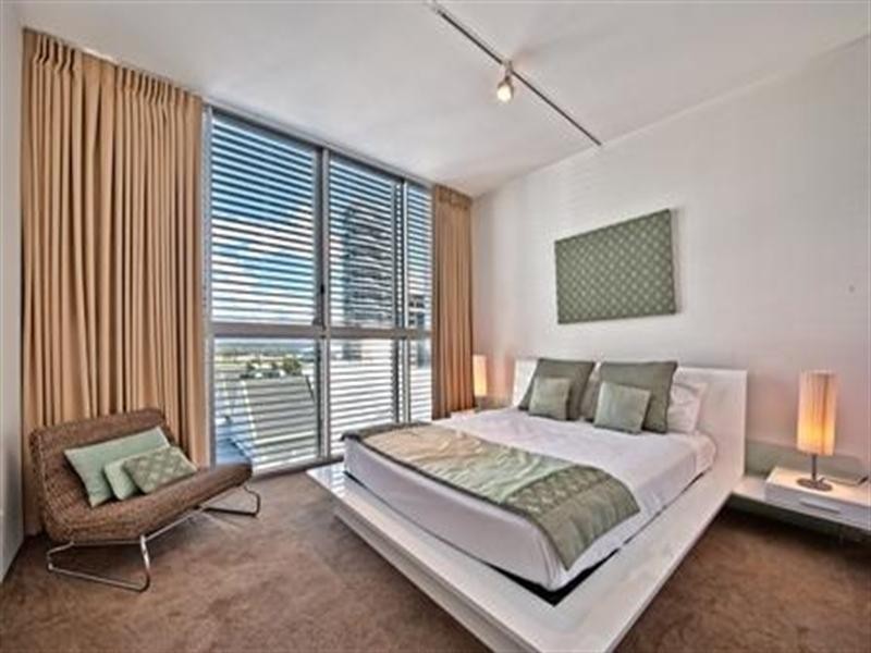 159 Old Burleigh Road, Broadbeach QLD 4218
