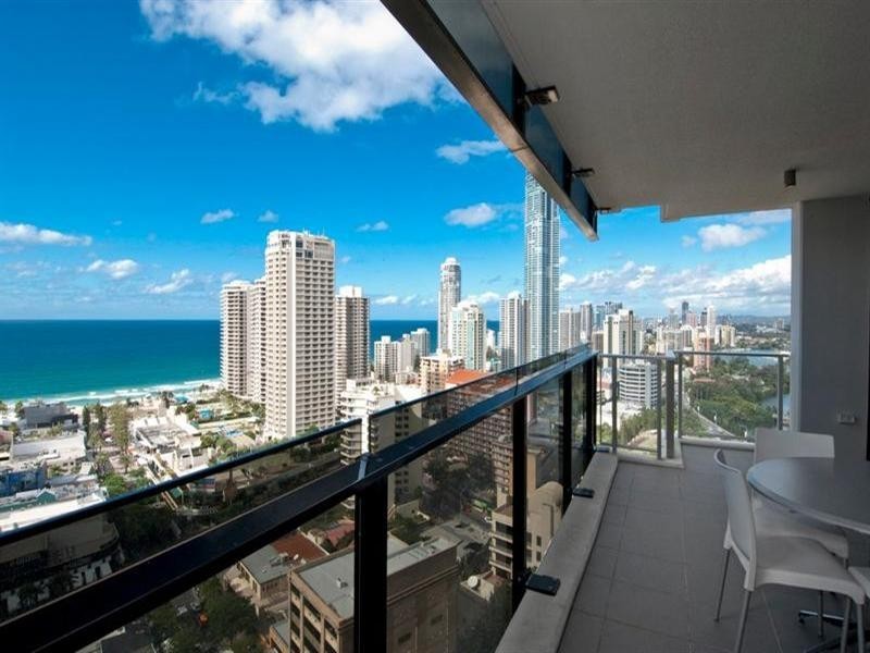9 Ferny Avenue, Surfers Paradise QLD 4217