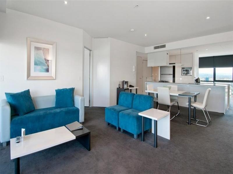 9 Ferny Avenue, Surfers Paradise QLD 4217