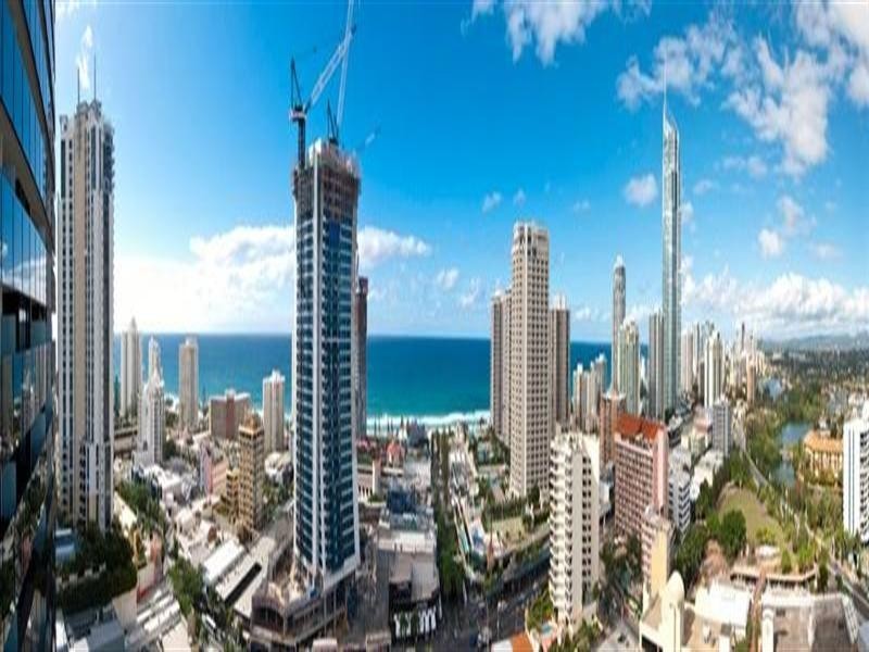 9 Ferny Avenue, Surfers Paradise QLD 4217