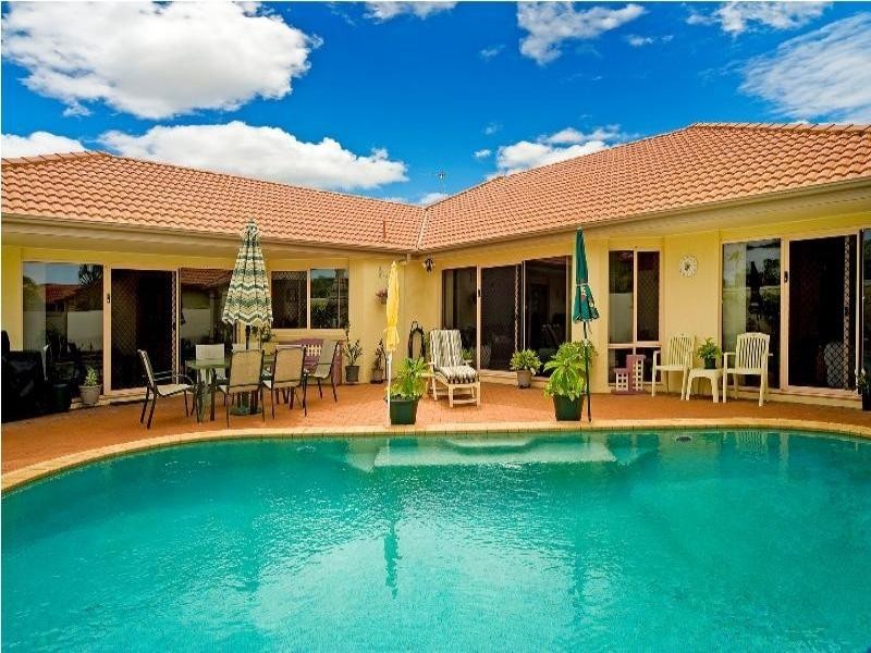 6 Parkwater Point, Helensvale QLD 4212