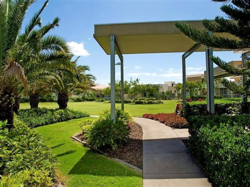 2537 Gracemere Circuit West, Hope Island QLD 4212