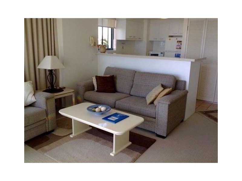 3C Emerald Sands.2 Fern Street, Surfers Paradise QLD 4217