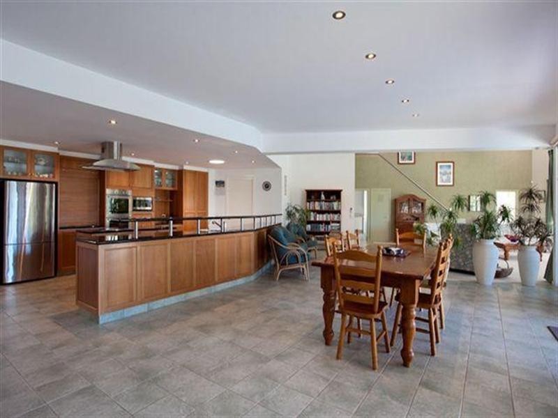 11 Apollo Avenue, Mermaid Waters QLD 4218