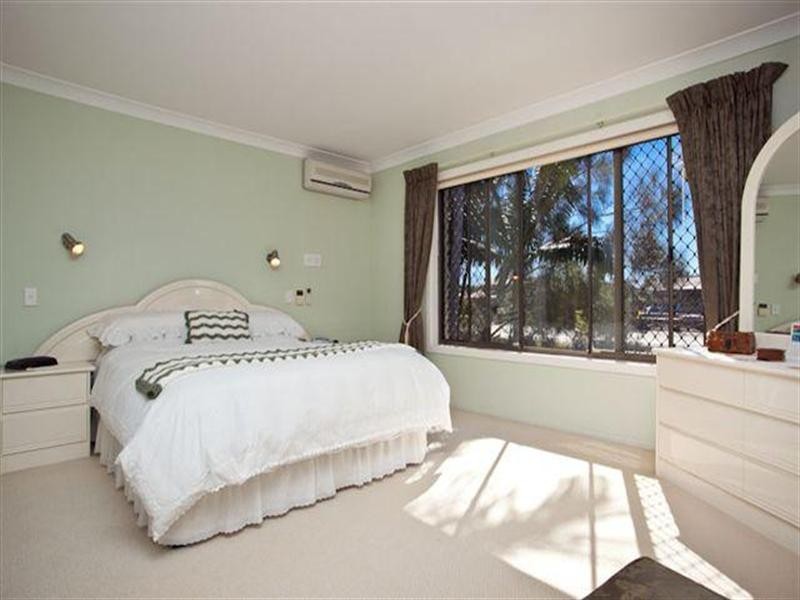 11 Apollo Avenue, Mermaid Waters QLD 4218