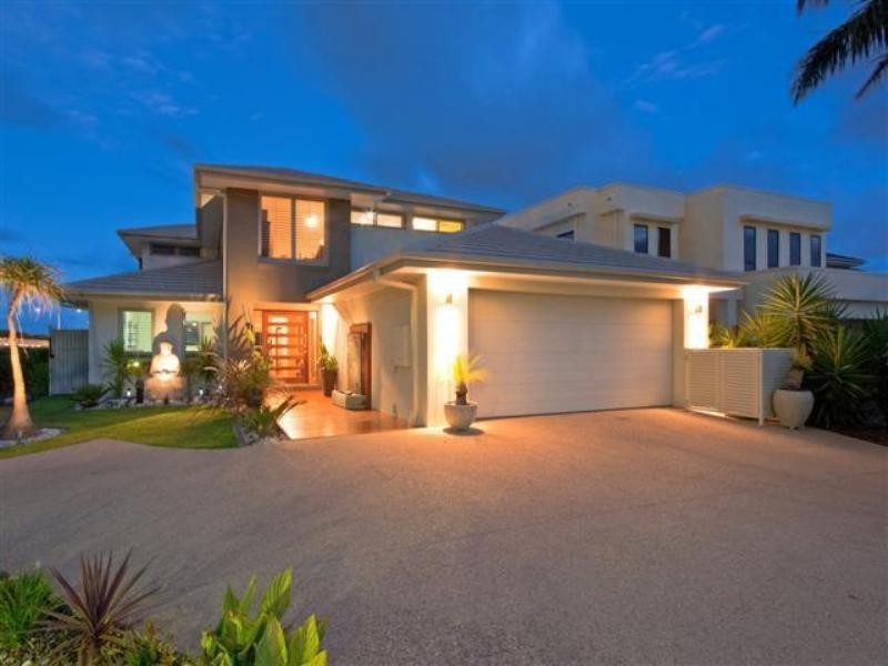 6201 Bolsena Circuit, Hope Island QLD 4212