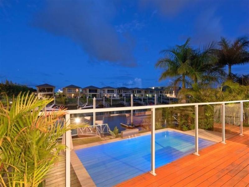 6201 Bolsena Circuit, Hope Island QLD 4212