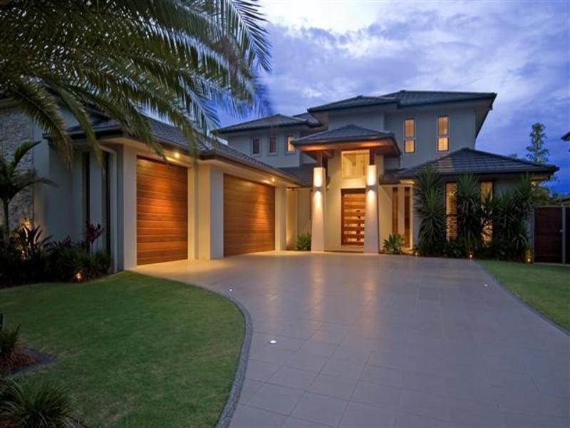 2504 Cressbrook Drive, Hope Island QLD 4212