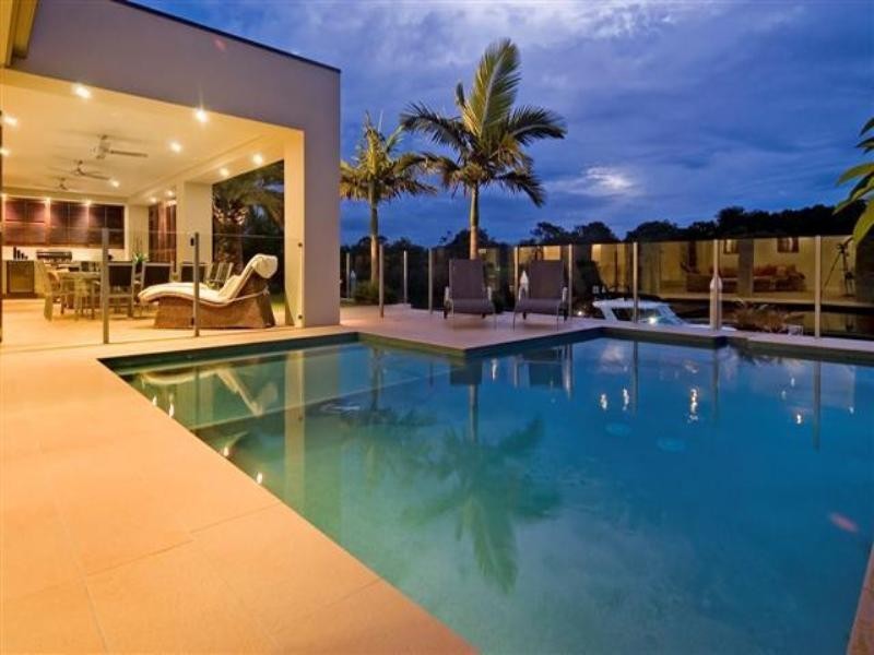 2504 Cressbrook Drive, Hope Island QLD 4212