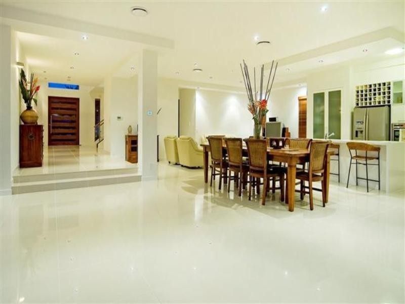 2504 Cressbrook Drive, Hope Island QLD 4212