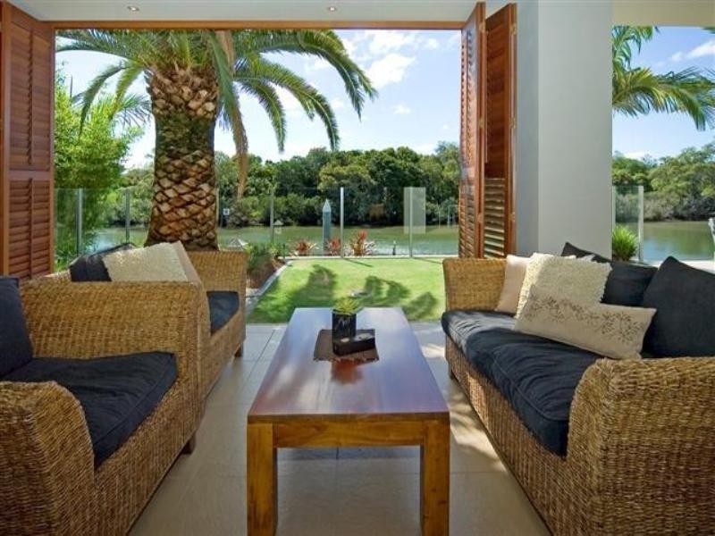 2504 Cressbrook Drive, Hope Island QLD 4212