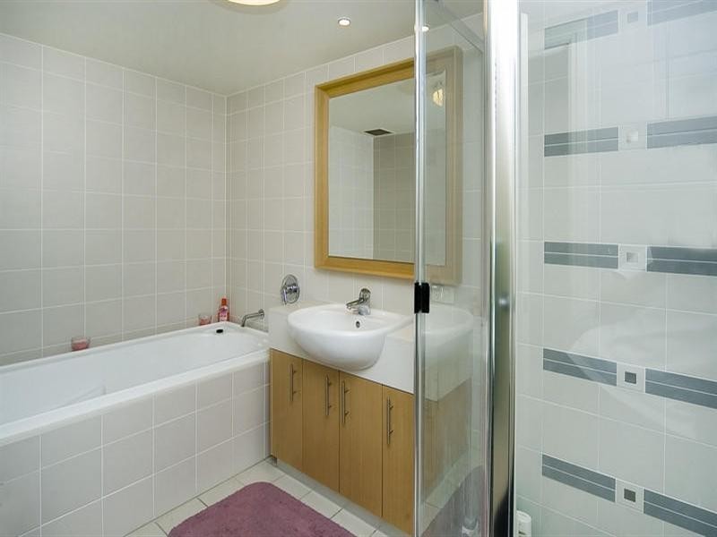 8424 Magnolia Drive East, Hope Island QLD 4212