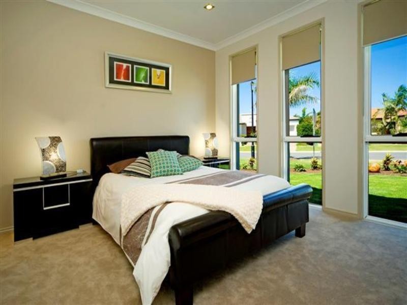 2130 Carlton Drive, Hope Island QLD 4212