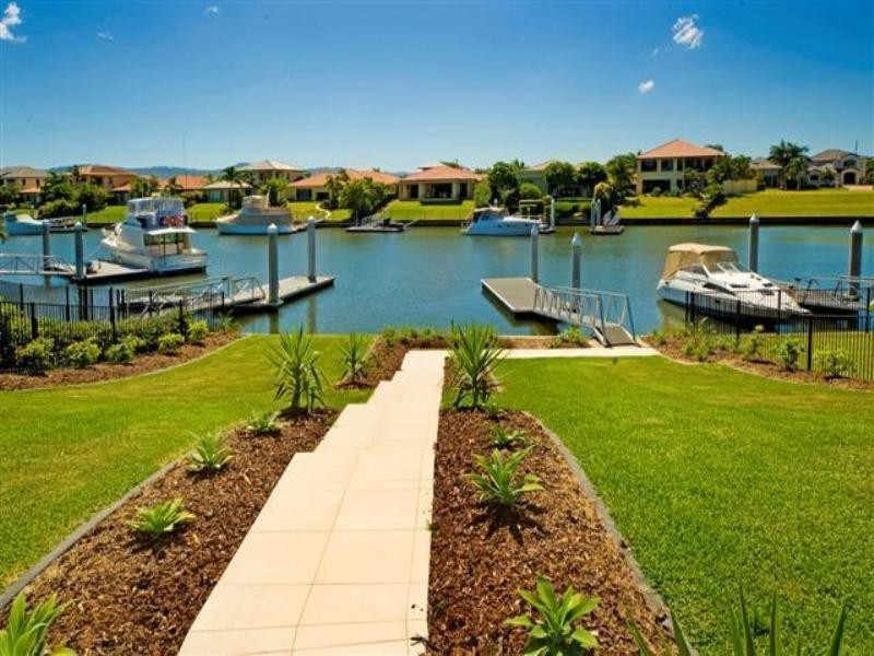 2130 Carlton Drive, Hope Island QLD 4212