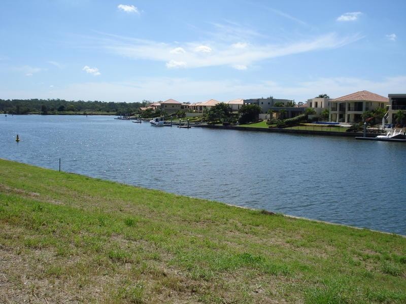 2602 Gracemere Circuit North, Hope Island QLD 4212