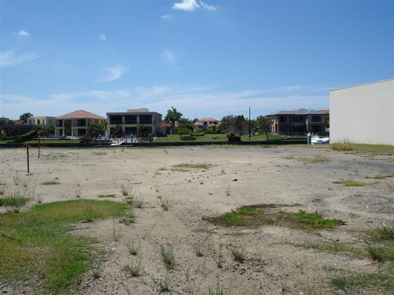 2602 Gracemere Circuit North, Hope Island QLD 4212