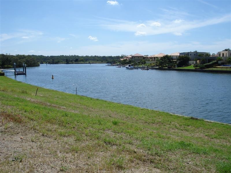 2602 Gracemere Circuit North, Hope Island QLD 4212