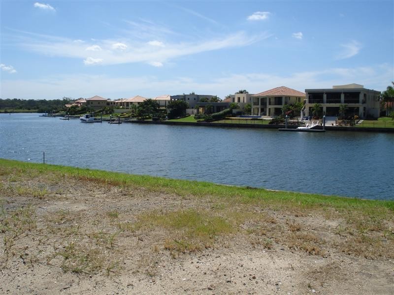 2602 Gracemere Circuit North, Hope Island QLD 4212