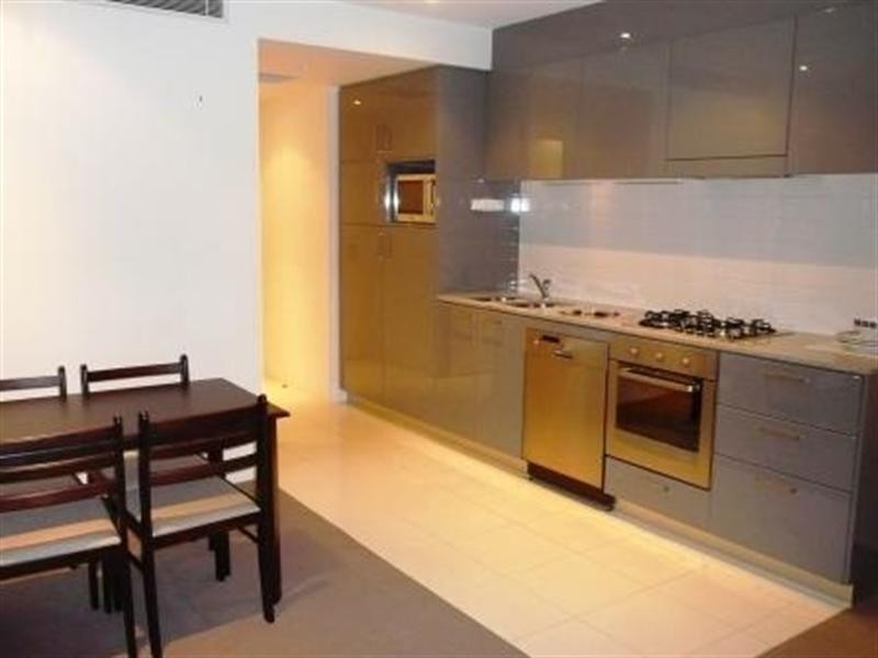 4 Wahroonga Place, Surfers Paradise QLD 4217