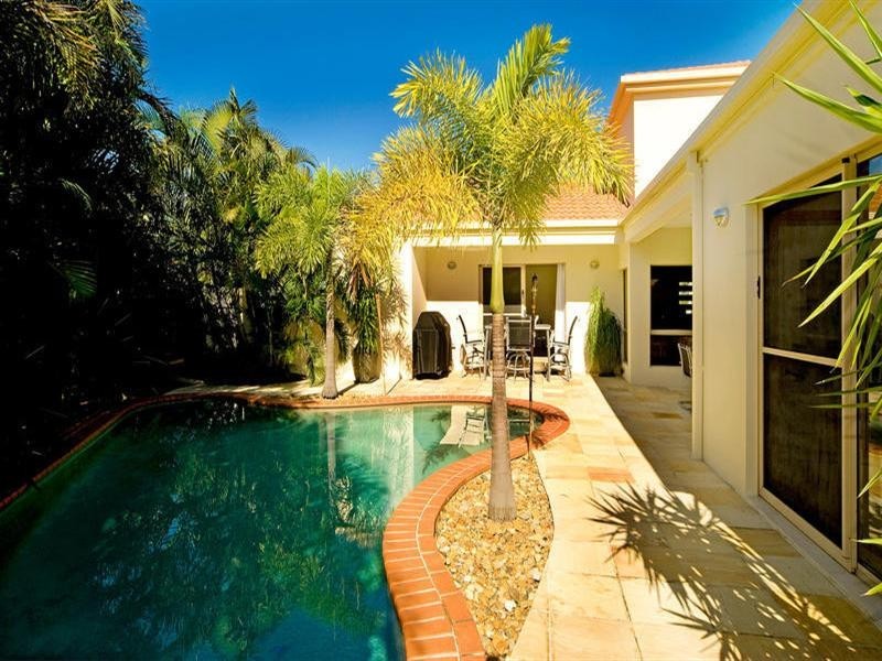 1633 Argyle Court, Hope Island QLD 4212