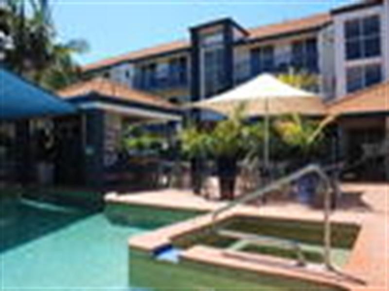 7 Monte Carlo Avenue, Surfers Paradise QLD 4217