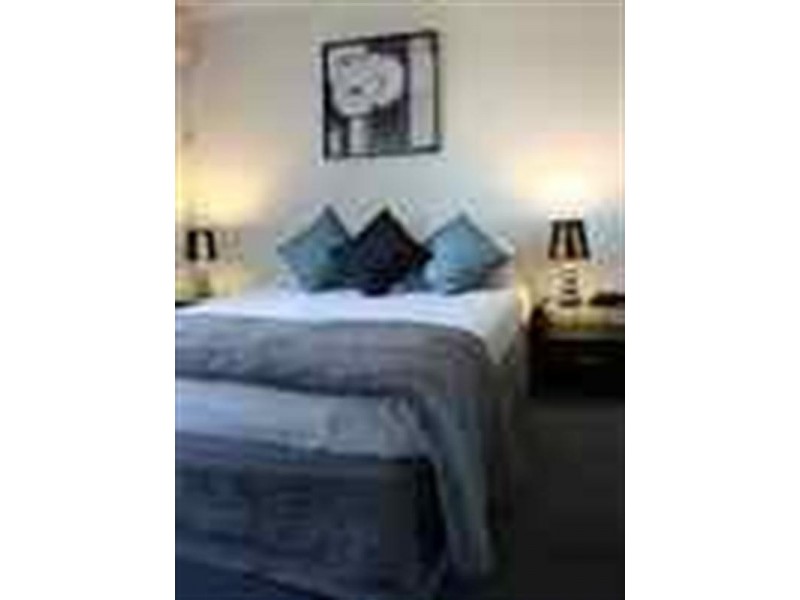 7 Monte Carlo Avenue, Surfers Paradise QLD 4217