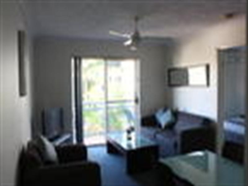 7 Monte Carlo Avenue, Surfers Paradise QLD 4217