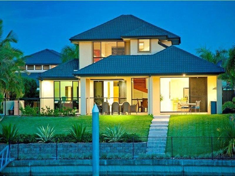 2152 Beaufort Way, Hope Island QLD 4212